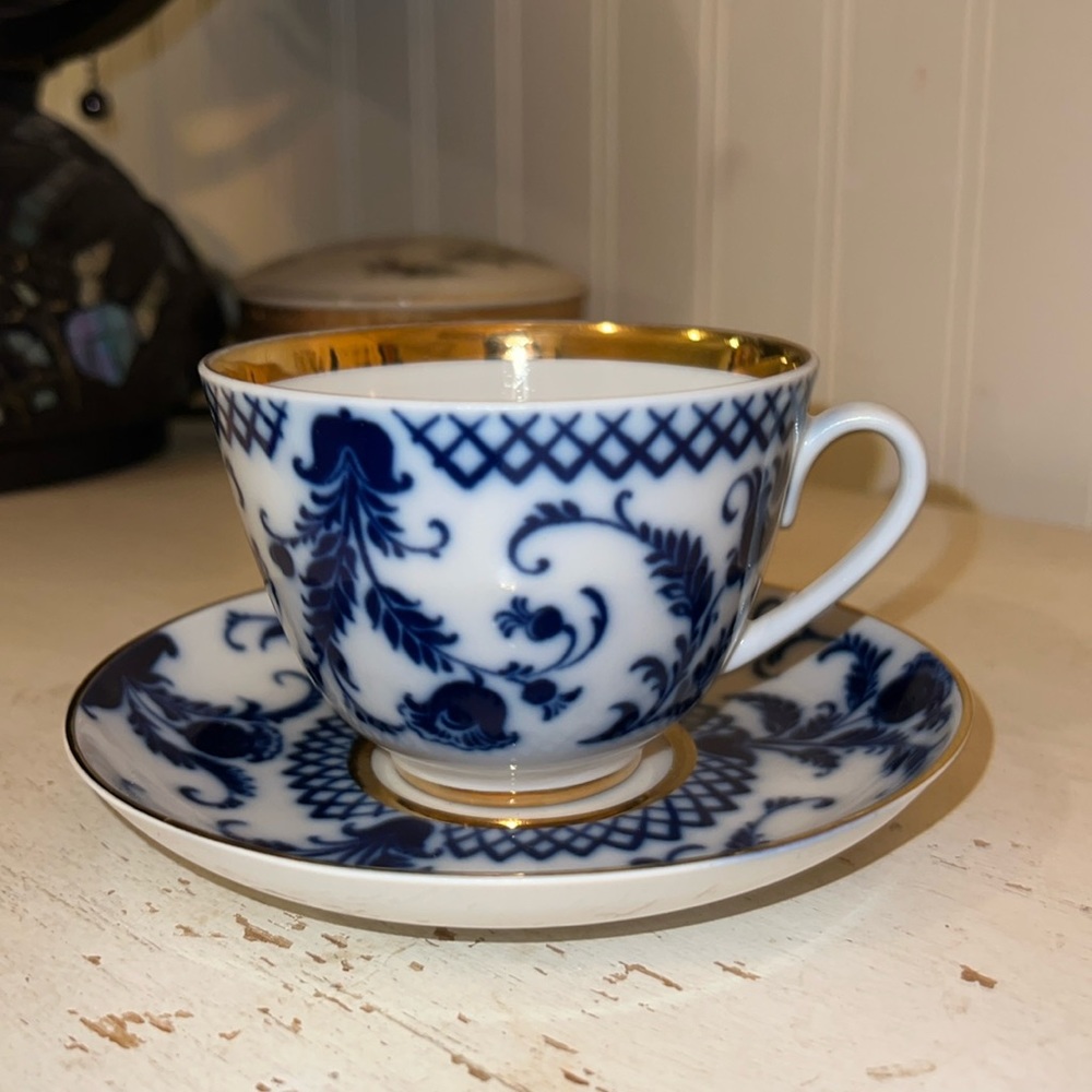 Vintage Lomonosov Flow Blue Cup & Saucer Winter USSR Russia gold